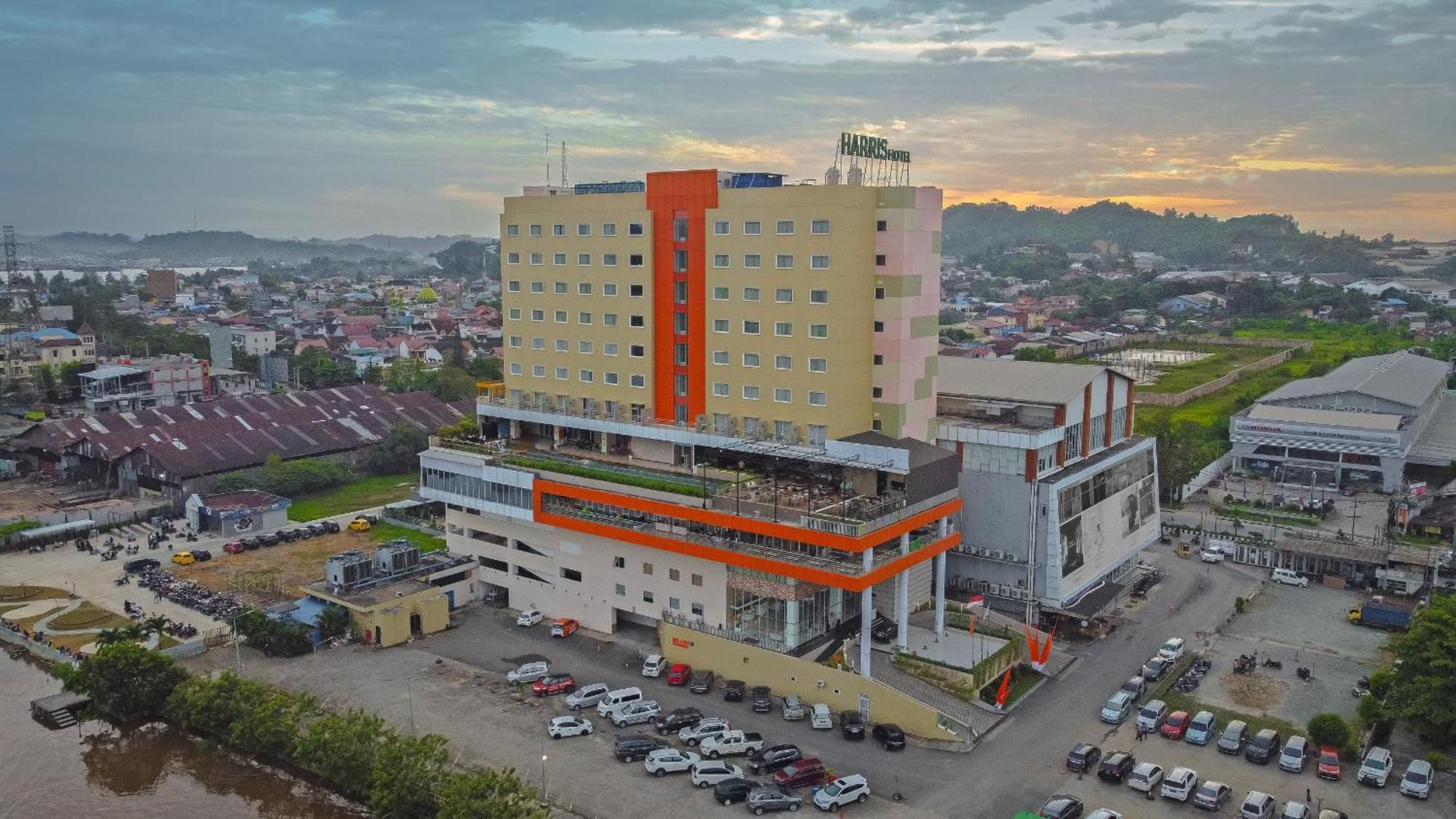 Harris Hotel Samarinda Eksteriør billede