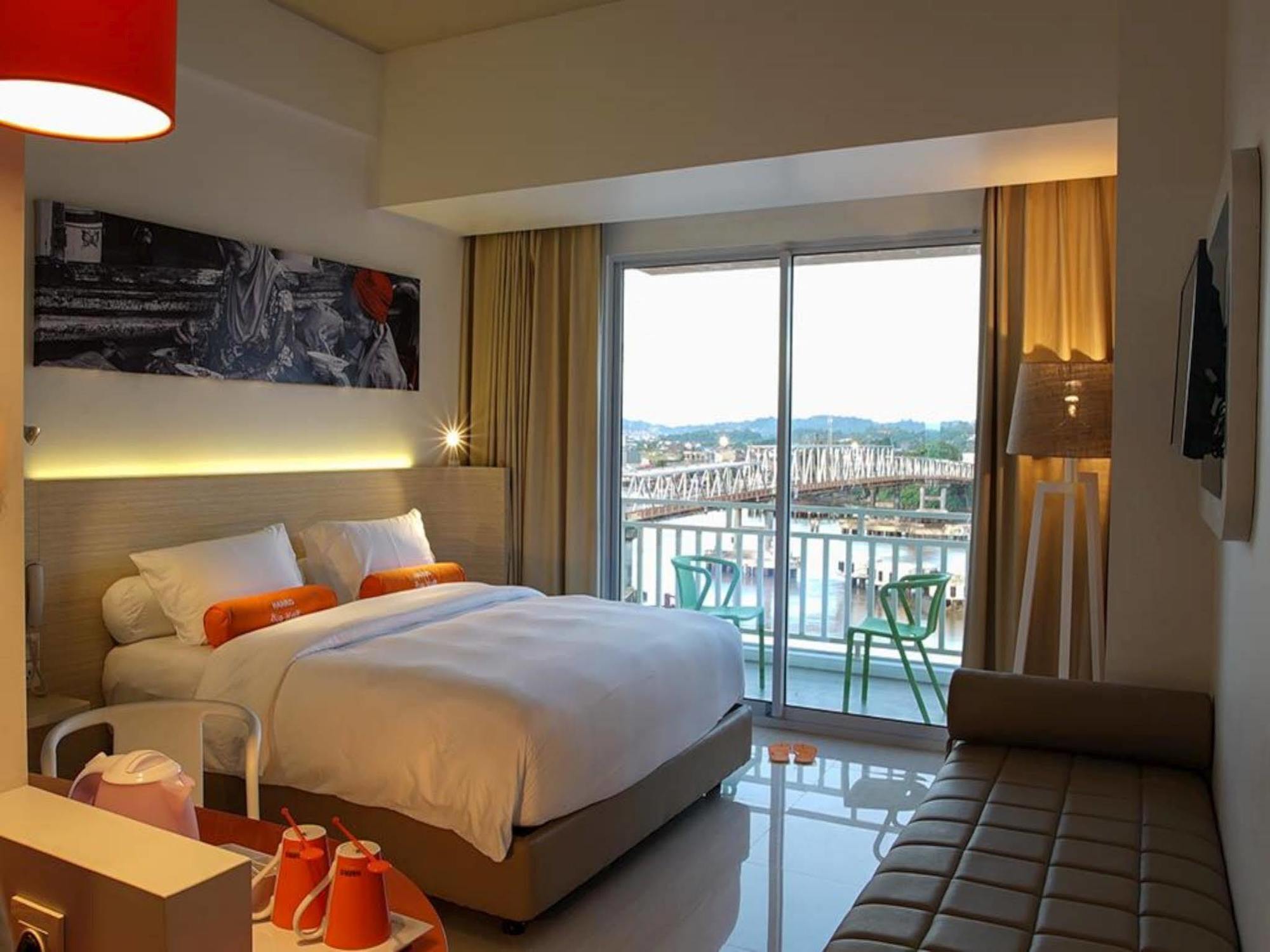 Harris Hotel Samarinda Eksteriør billede